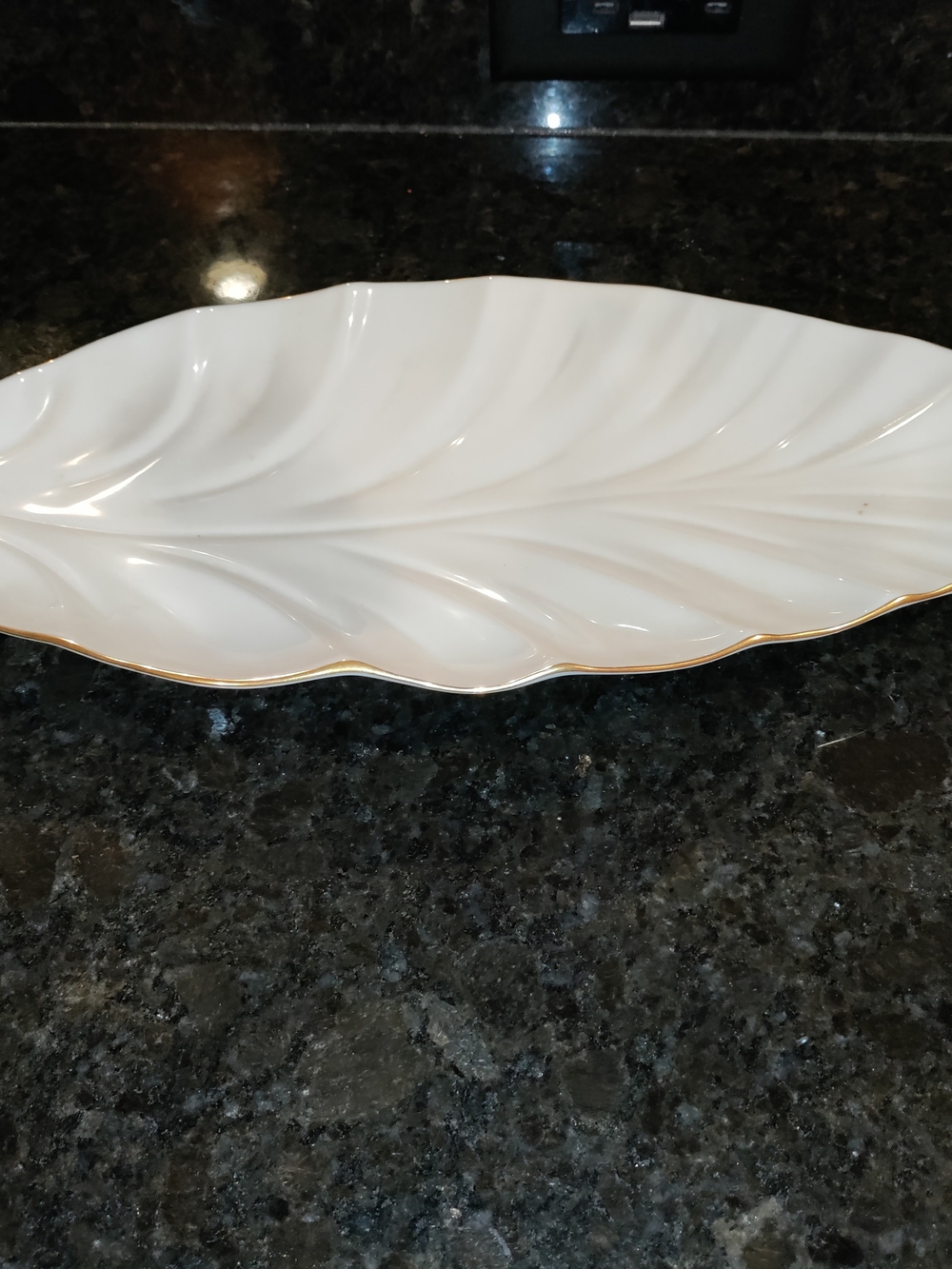 Lenox Leaf-Shaped Porcelain Serving Platter with 24k Gold Trim